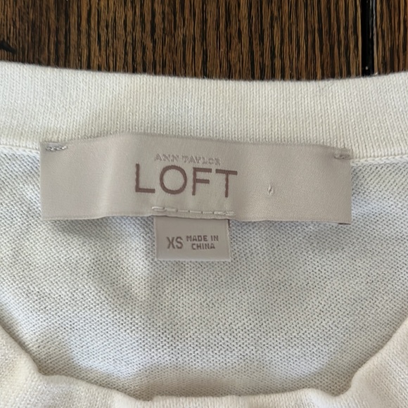 EUC Ann Taylor Loft ivory cardigan - Picture 3 of 4